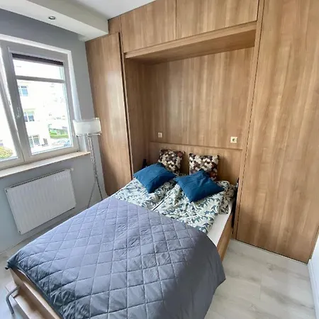 Apartament Theo Ii